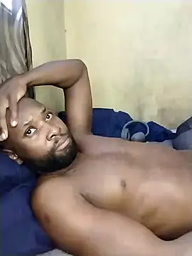 Snapshot of Stallion100 chatting on 12-08-24, 10:19 Stallion100 online show from 12-08-24, 10:19