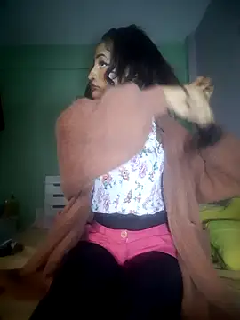 Snapshot of GoddessVee chatting on 03-04-26, 03:07 GoddessVee online show from 03-04-26, 03:07