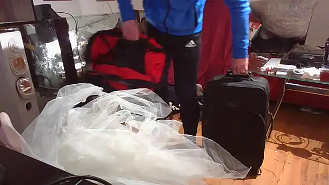 0815lukas2024 online show from 12-22-24, 11:31