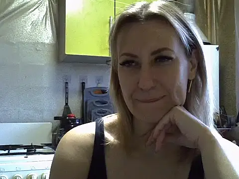 AshleyXHoney online show from 11-10-25, 07:07