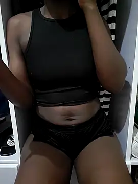 julietunderwoood online show from 11-06-25, 04:41