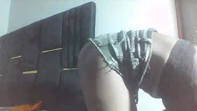 julietunderwoood online show from 03-24-26, 05:18