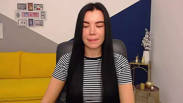 MadisonGomes online show from 12-22-24, 09:11