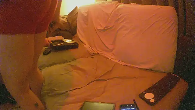 SONLUKE29 online show from 10-31-25, 02:51