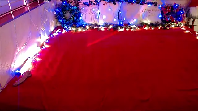 LizaSenri online show from 12-20-25, 08:05