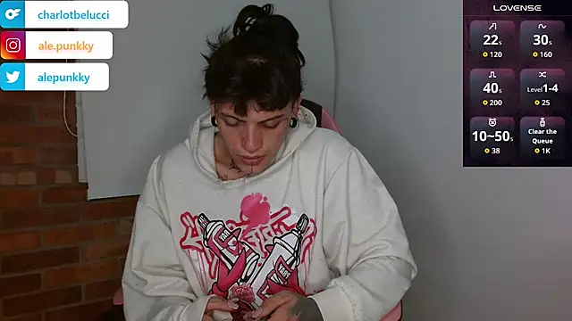 charlotbelucci  online show from 11-04-25, 09:08