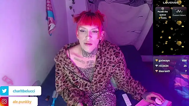 charlotbelucci  online show from 06-08-26, 01:28