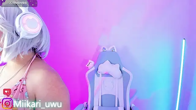 Ahri Elderwood online show from 03-10-26, 04:50