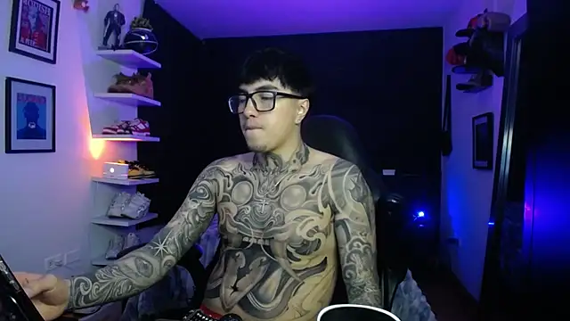 jung dragon online show from 10-25-25, 04:53