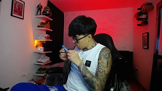 jung dragon online show from 12-23-25, 05:49