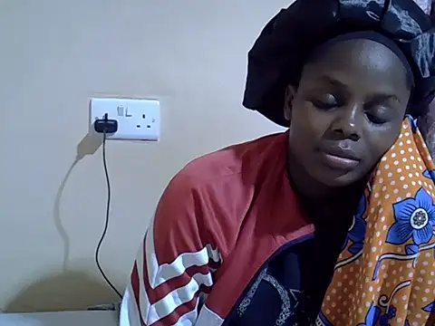 HOT-JAZMINE online show from 10-31-25, 07:26