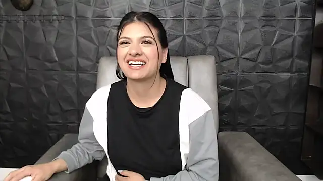 Abril Squirt online show from 01-22-25, 10:18