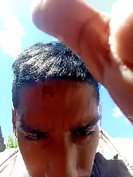 Snapshot of Pablunt-rap chatting on 10-06-25, 05:21 Pablunt-rap online show from 10-06-25, 05:21