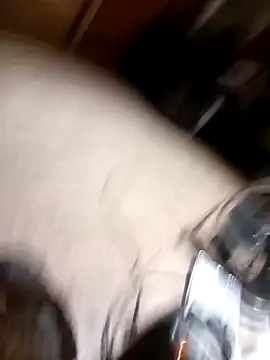 Snapshot of Pablunt-rap chatting on 10-20-25, 01:39 Pablunt-rap online show from 10-20-25, 01:39