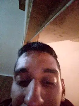 Snapshot of Pablunt-rap chatting on 10-31-25, 12:39 Pablunt-rap online show from 10-31-25, 12:39