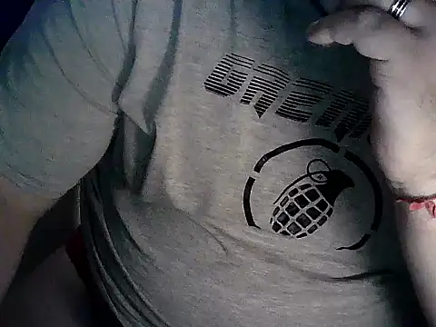 Snapshot of cashot58 chatting on 12-18-25, 04:24 cashot58 online show from 12-18-25, 04:24