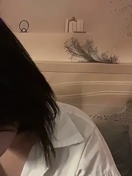 Eliza-E online show from 02-01-26, 10:41