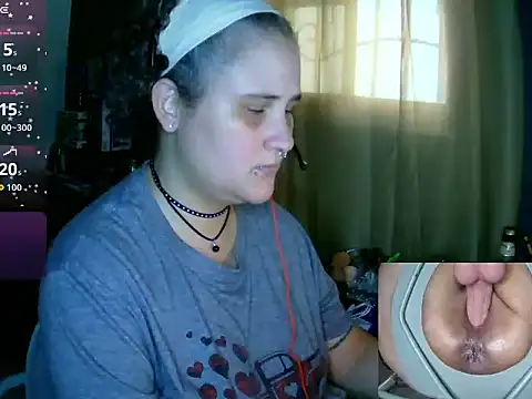 lolalicious 758 online show from 05-18-26, 09:31