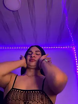 Snapshot of ayselmalek chatting on 01-09-26, 09:12 ayselmalek online show from 01-09-26, 09:12