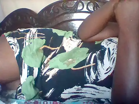Snapshot of missarpie chatting on 06-22-26, 03:25 missarpie online show from 06-22-26, 03:25