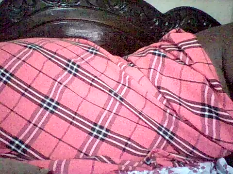 Snapshot of missarpie chatting on 07-25-26, 12:31 missarpie online show from 07-25-26, 12:31
