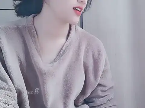 Snapshot of Pink_cream chatting on 01-28-25, 06:16 Pink cream online show from 01-28-25, 06:16