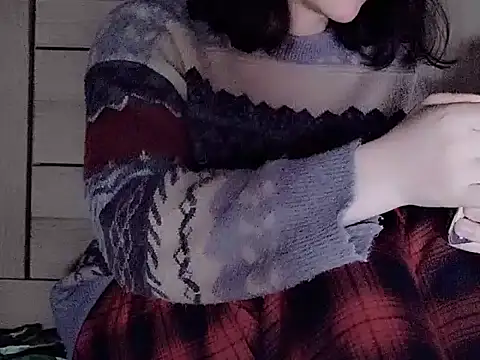 Snapshot of Pink_cream chatting on 02-14-25, 04:09 Pink cream online show from 02-14-25, 04:09