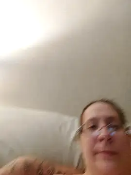 Snapshot of Icedcoffee2024 chatting on 03-23-25, 12:58 Icedcoffee2024 online show from 03-23-25, 12:58