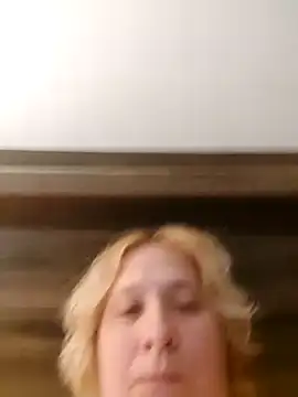 Snapshot of Icedcoffee2024 chatting on 10-16-25, 12:39 Icedcoffee2024 online show from 10-16-25, 12:39