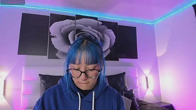 sofi bakerr online show from 09-27-25, 11:37