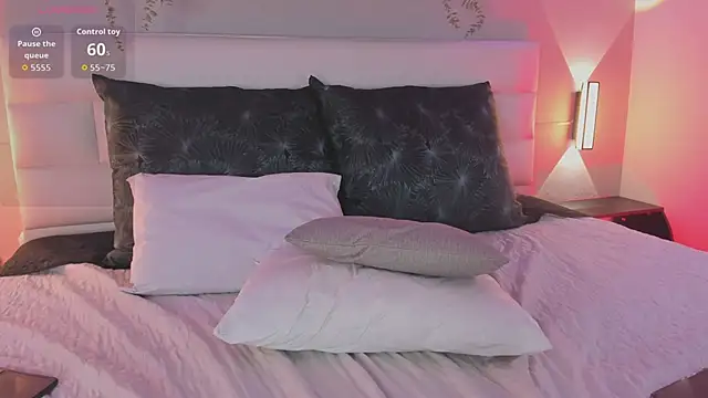 sofi bakerr online show from 04-01-26, 01:41