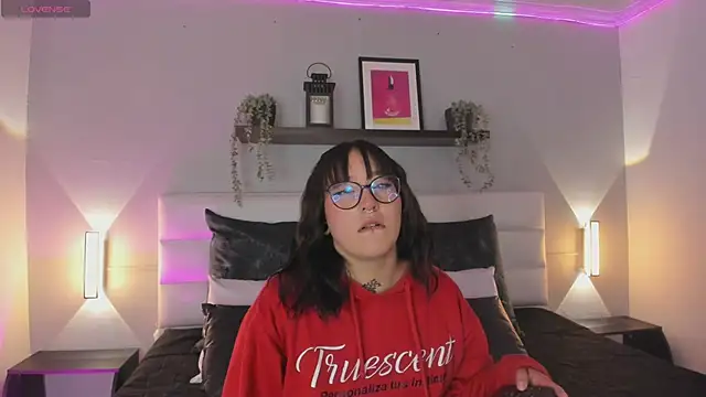 sofi bakerr online show from 04-18-26, 11:36