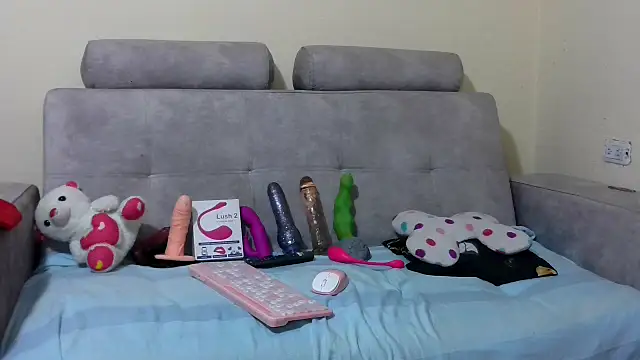 PenelopeHot 91 online show from 10-01-25, 06:47