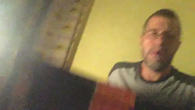 Snapshot of ___dude____ chatting on 09-16-25, 09:05 dude online show from 09-16-25, 09:05