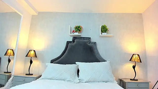 Snapshot of AnntoniaWood chatting on 12-13-24, 12:39 AnntoniaWood online show from 12-13-24, 12:39