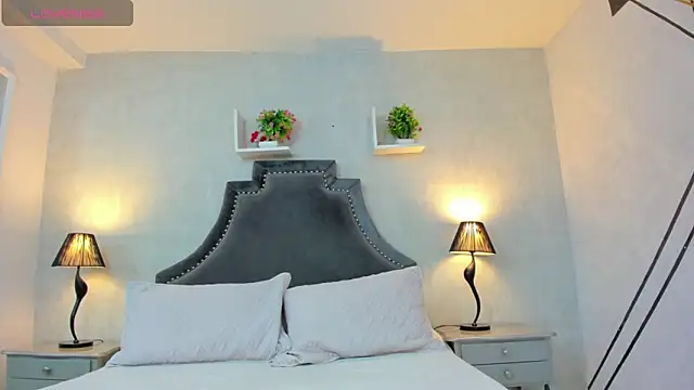 Snapshot of AnntoniaWood chatting on 12-14-24, 12:33 AnntoniaWood online show from 12-14-24, 12:33