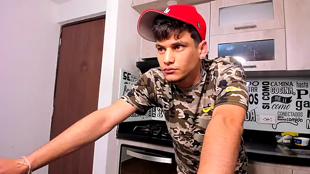 Snapshot of guy_master chatting on 01-18-25, 07:07 guy master online show from 01-18-25, 07:07