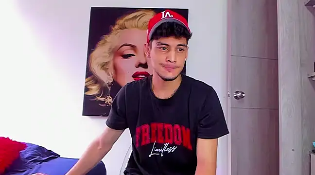 Snapshot of guy_master chatting on 02-11-25, 07:59 guy master online show from 02-11-25, 07:59