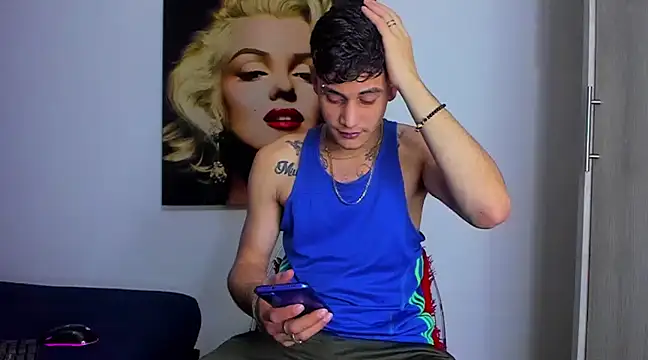 Snapshot of guy_master chatting on 03-12-25, 07:24 guy master online show from 03-12-25, 07:24