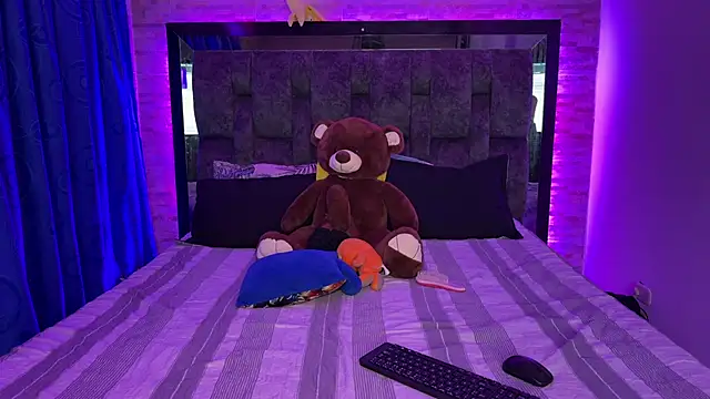 Juva    online show from 09-18-25, 11:29