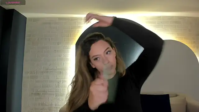 BellaRose X online show from 04-01-26, 04:13