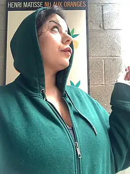 Snapshot of holyeroticss chatting on 02-22-26, 03:10 holyeroticss online show from 02-22-26, 03:10