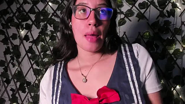 CoralineSanchez online show from 12-02-25, 07:20