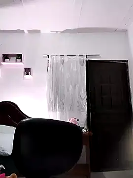 lunanataly online show from 01-21-25, 03:54