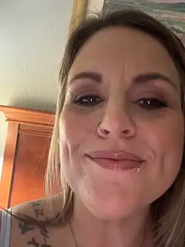 misssWet online show from 02-25-26, 07:01