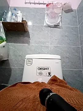 M yiyi online show from 03-04-25, 05:34