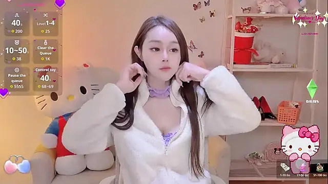 Snapshot of Kiss-18 chatting on 02-18-26, 05:47 Kiss-18 online show from 02-18-26, 05:47