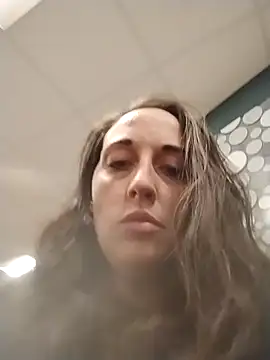 Snapshot of PhatAss_Kummmilla chatting on 12-05-24, 05:06 PhatAss Kummmilla online show from 12-05-24, 05:06