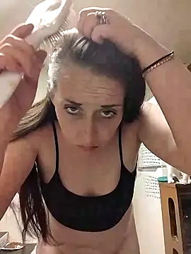 Snapshot of PhatAss_Kummmilla chatting on 03-23-25, 03:43 PhatAss Kummmilla online show from 03-23-25, 03:43