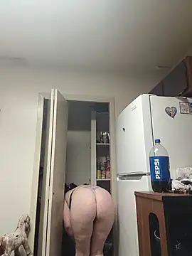 Snapshot of PhatAss_Kummmilla chatting on 10-12-25, 06:45 PhatAss Kummmilla online show from 10-12-25, 06:45